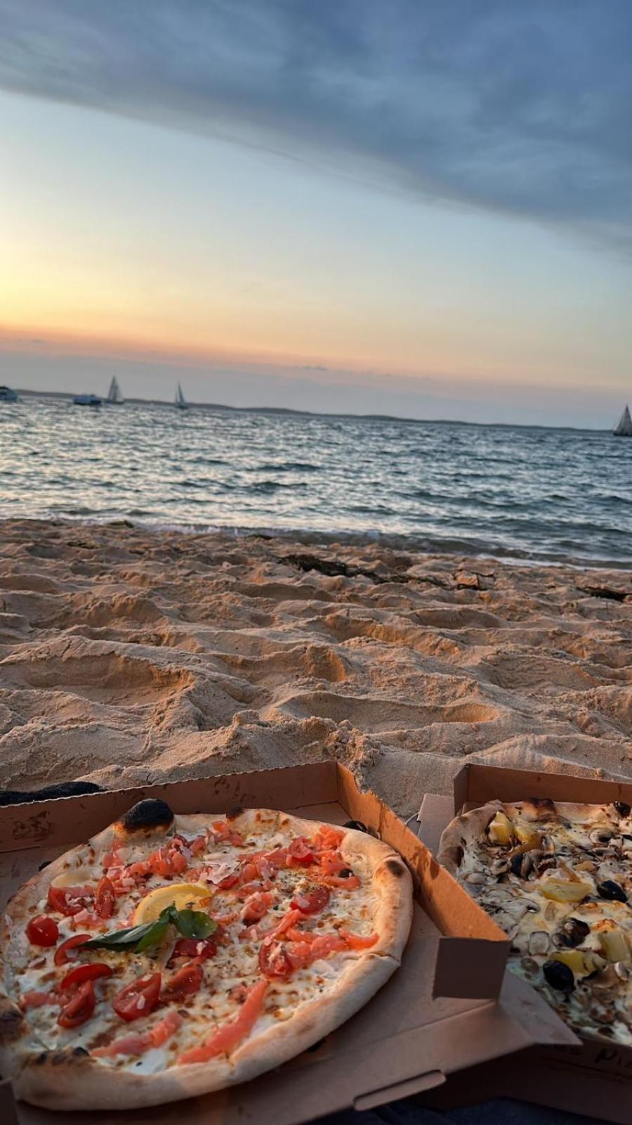 Au Bord De L'eau Rend La Vie A Arcachon